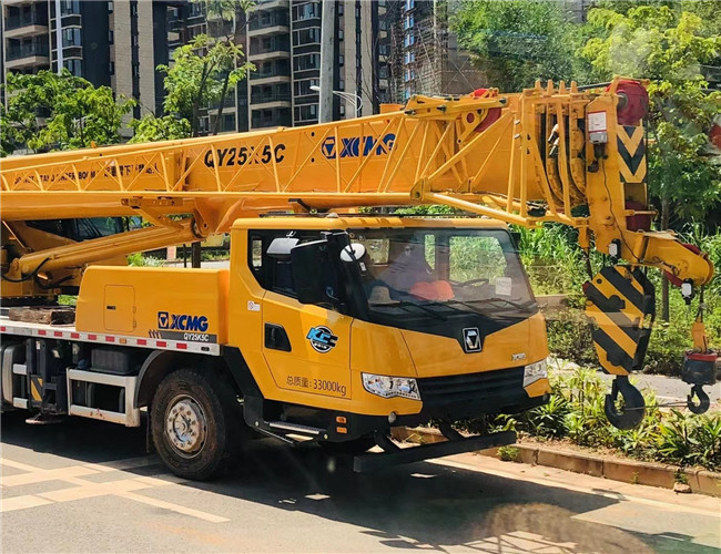 新会区大件设备吊装租赁吊车