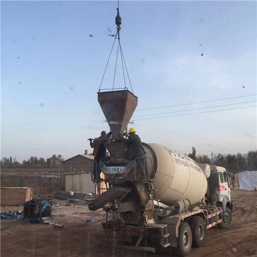 新会区“精准瞄准”—— 吊车的 “定位导航” 技术